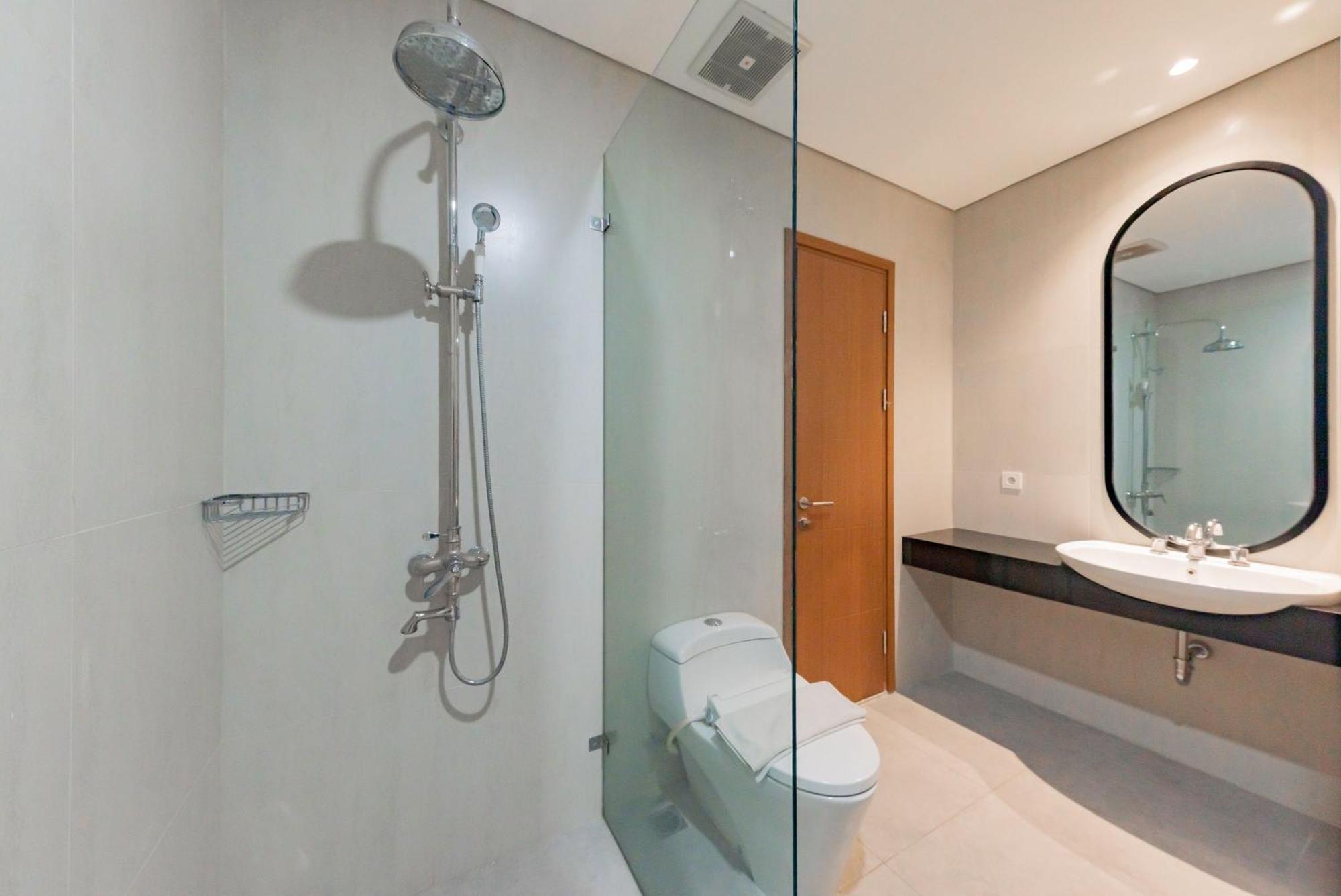 Sans Hotel Alexander Bandung Room photo